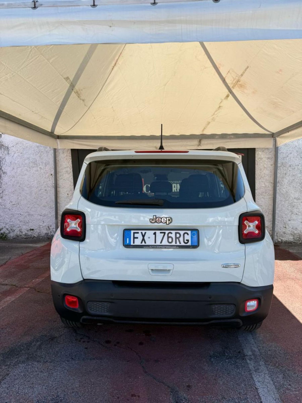 Jeep Renegade 1.6 Mjt DDCT 120 CV S (4)