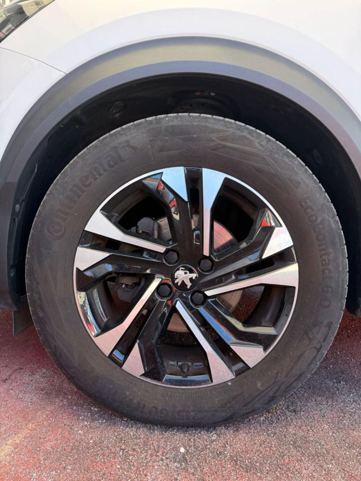 Peugeot 2008 PureTech 100 S&S Active (10)