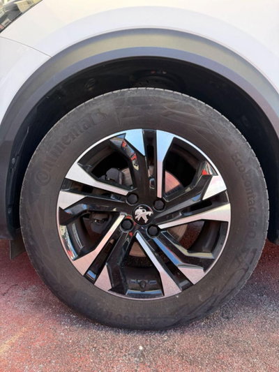 Peugeot 2008 PureTech 100 S&S Active (10)