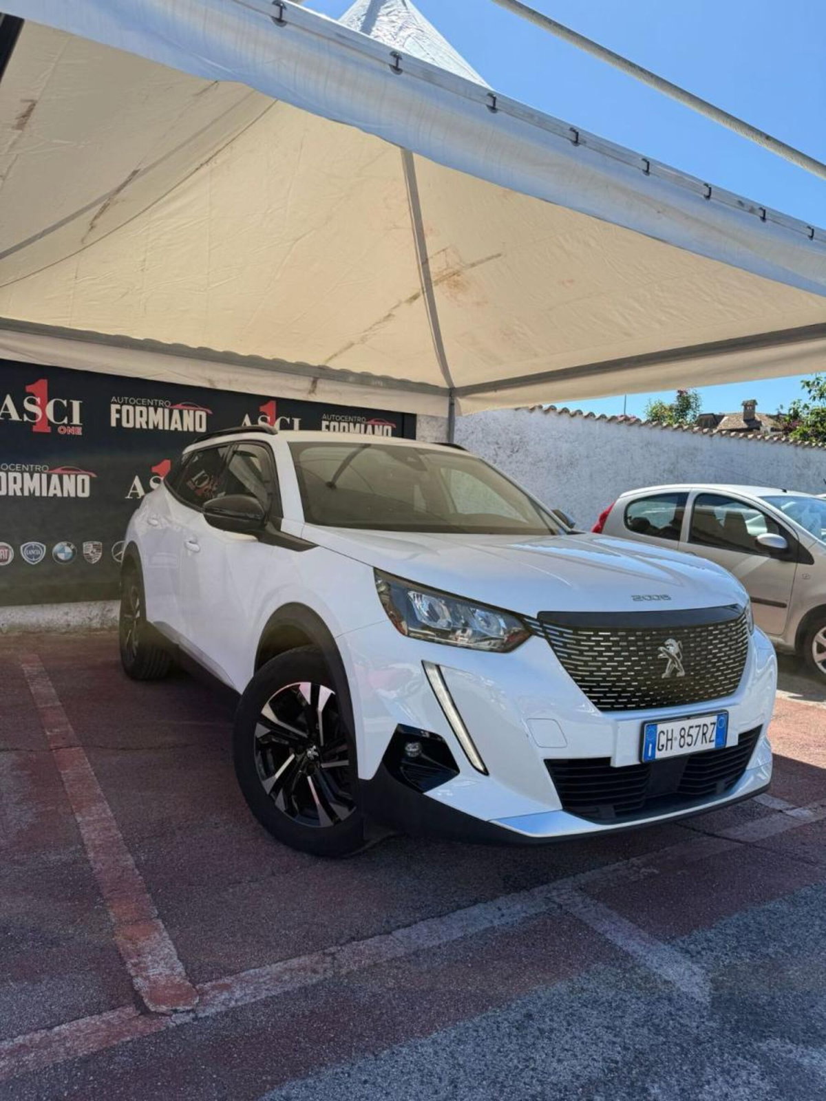 Peugeot 2008 PureTech 100 S&S Active (3)