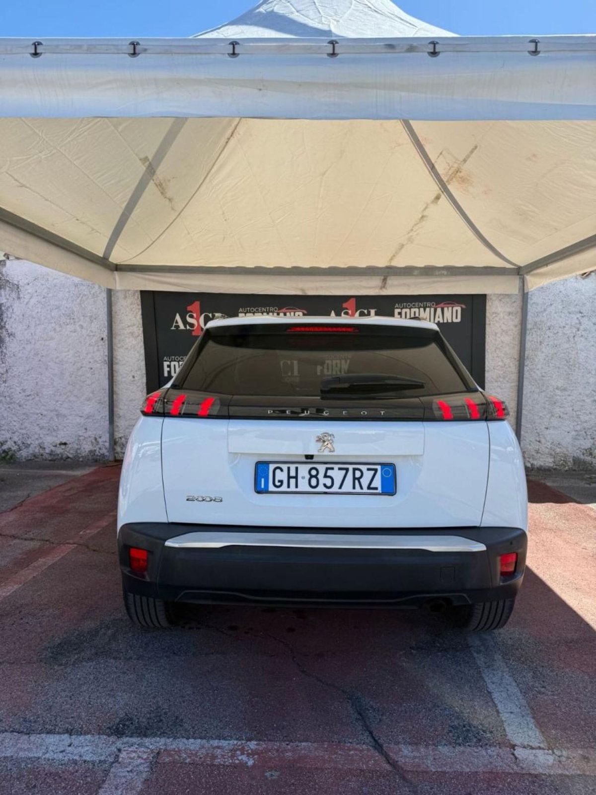 Peugeot 2008 PureTech 100 S&S Active (4)