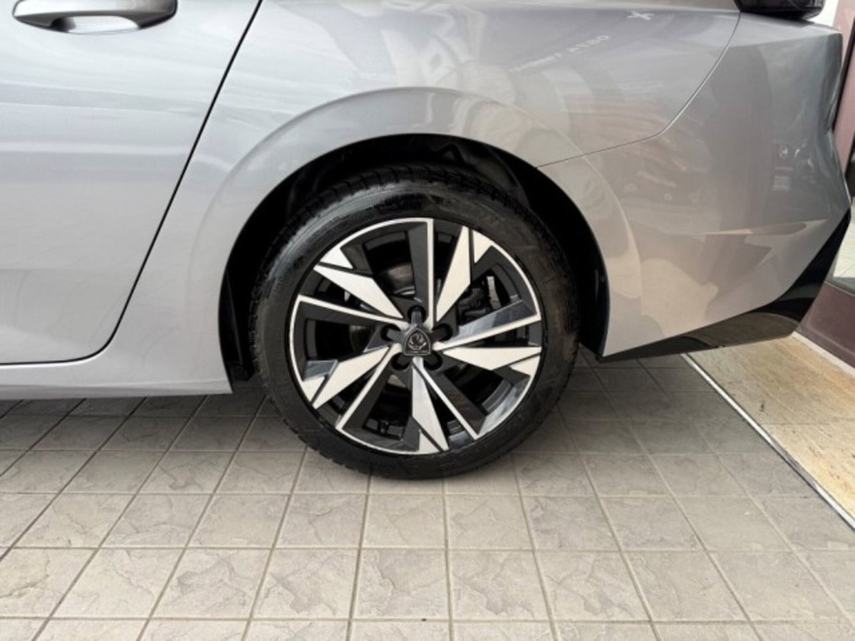 Peugeot 308 SW 1.5 bluehdi Allure s&s 130cv eat8 (10)