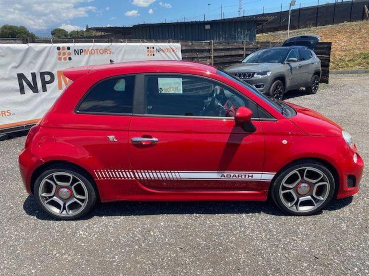 Abarth 500 1.4 Turbo T-Jet (7)
