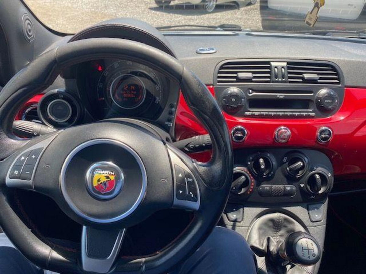 Abarth 500 1.4 Turbo T-Jet (9)