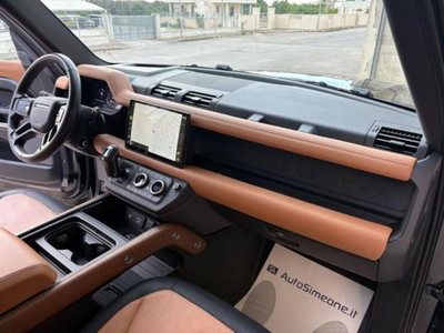 Land Rover Defender 110 3.0D I6 250 CV AWD Auto X-Dynamic S (17)