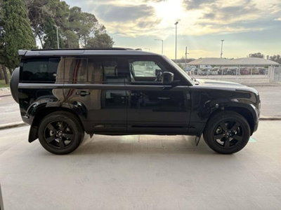 Land Rover Defender 110 3.0D I6 250 CV AWD Auto X-Dynamic S (4)