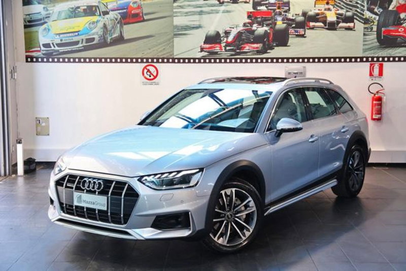 Audi A4 Allroad Allroad 40 2.0 tdi mhev Identity Contrast quattro 204cv s-tronic
