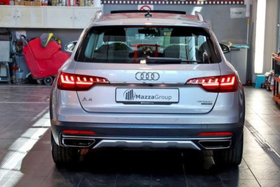 Audi A4 Allroad Allroad 40 2.0 tdi mhev Identity Contrast quattro 204cv s-tronic (4)