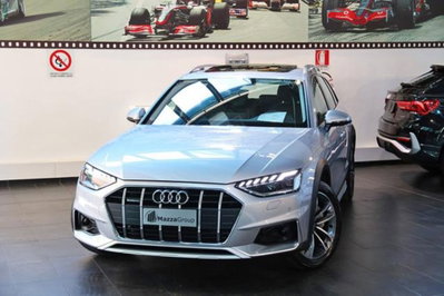 Audi A4 Allroad Allroad 40 2.0 tdi mhev Identity Contrast quattro 204cv s-tronic (5)