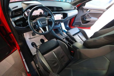 Audi Q3 Sportback 35 2.0 tdi Identity Black s-tronic (14)