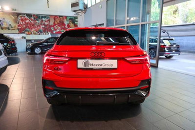 Audi Q3 Sportback 35 2.0 tdi Identity Black s-tronic (8)