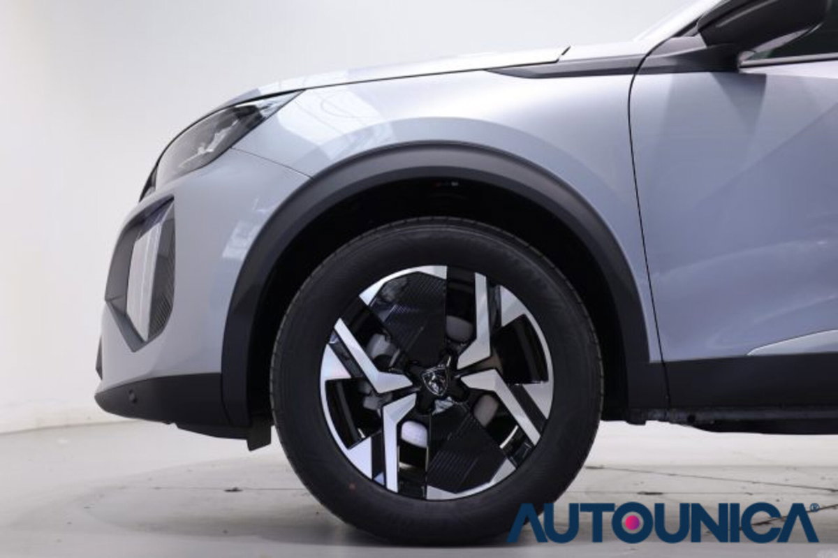 Peugeot 2008 PureTech 100 S&S Allure (16)