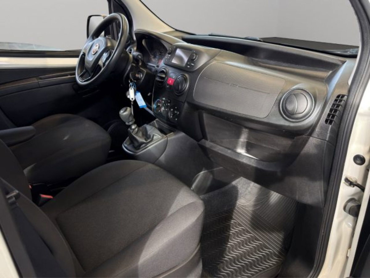 Fiat Qubo 1.4 8V 77 CV Easy Natural Power (9)