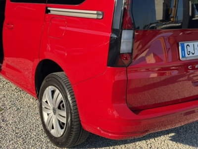 Volkswagen Veicoli Commerciali Caddy 2.0 TDI 102 CV Furgone Maxi (17)
