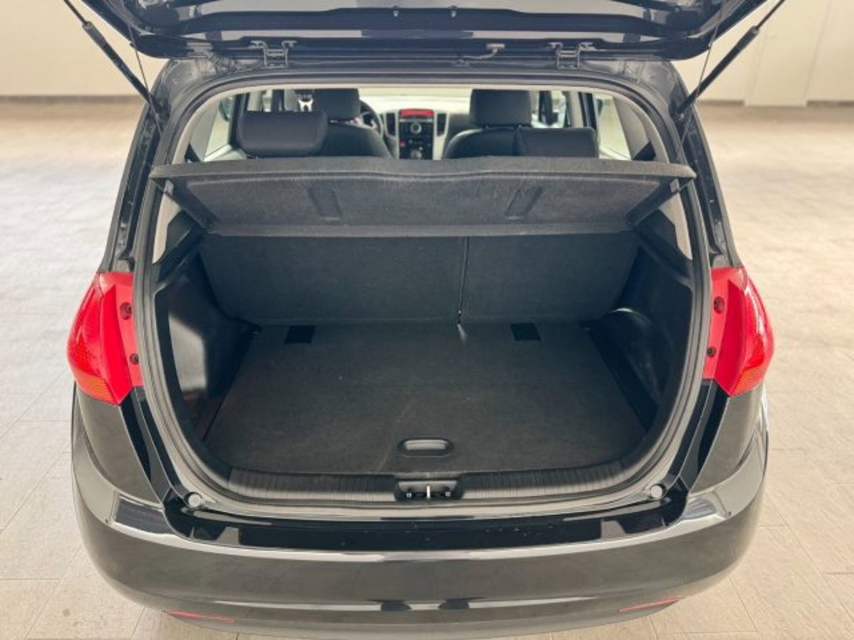 Kia Venga 1.4 CRDi 90CV Cool (15)