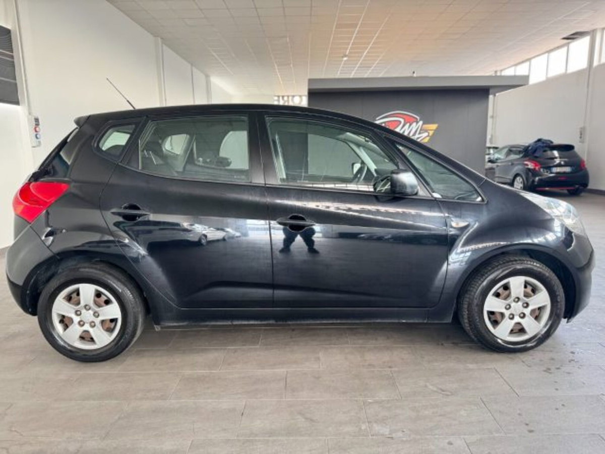 Kia Venga 1.4 CRDi 90CV Cool (4)