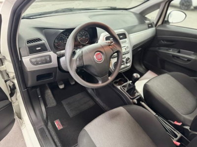 Fiat Punto 1.3 MJT 75CV 5 porte Van Pop 4 posti (14)