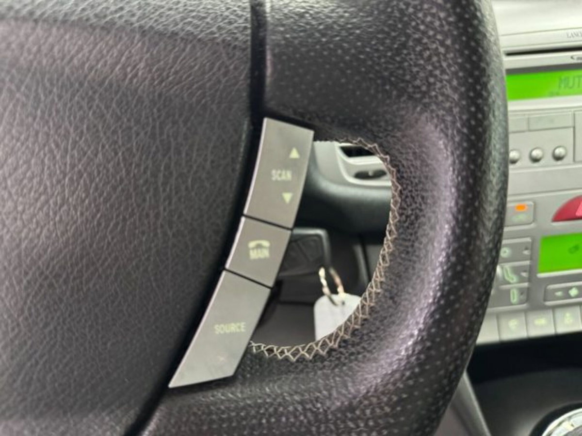 Lancia Ypsilon 1.2 Platino (19)