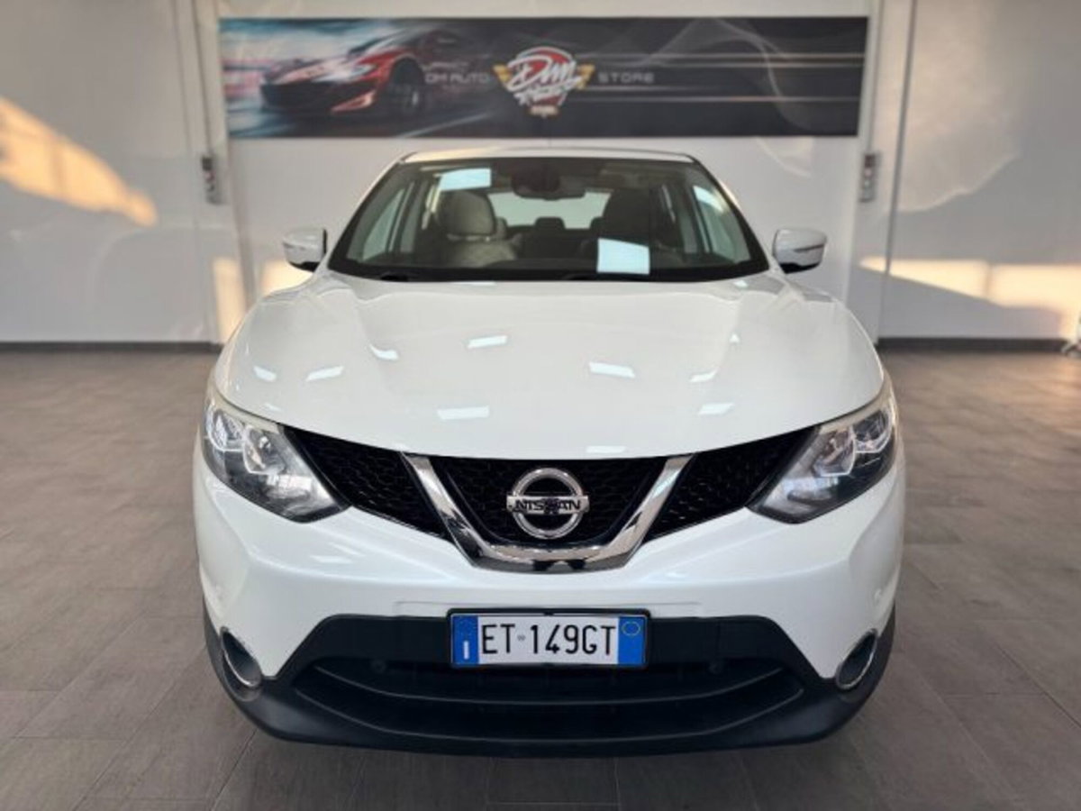 Nissan Qashqai 1.2 DIG-T Acenta (2)