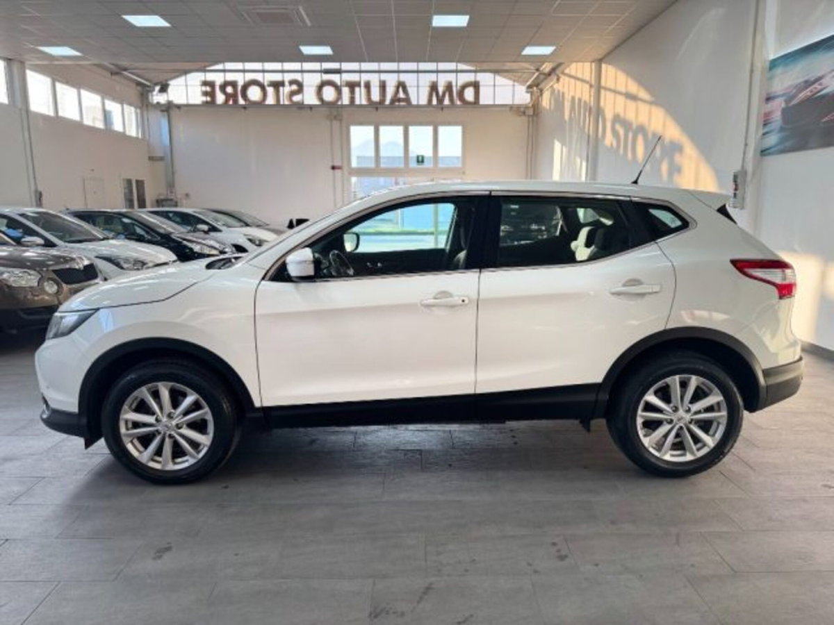Nissan Qashqai 1.2 DIG-T Acenta (8)