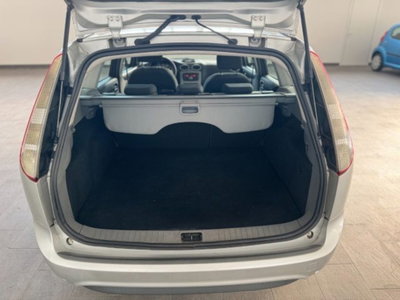 Ford Focus Station Wagon 1.6 TDCi (90CV) SW Tit. (15)