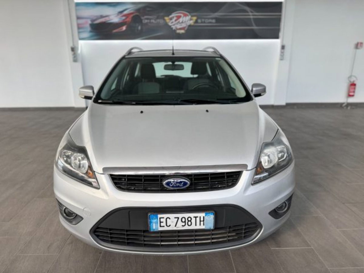 Ford Focus Station Wagon 1.6 TDCi (90CV) SW Tit. (2)