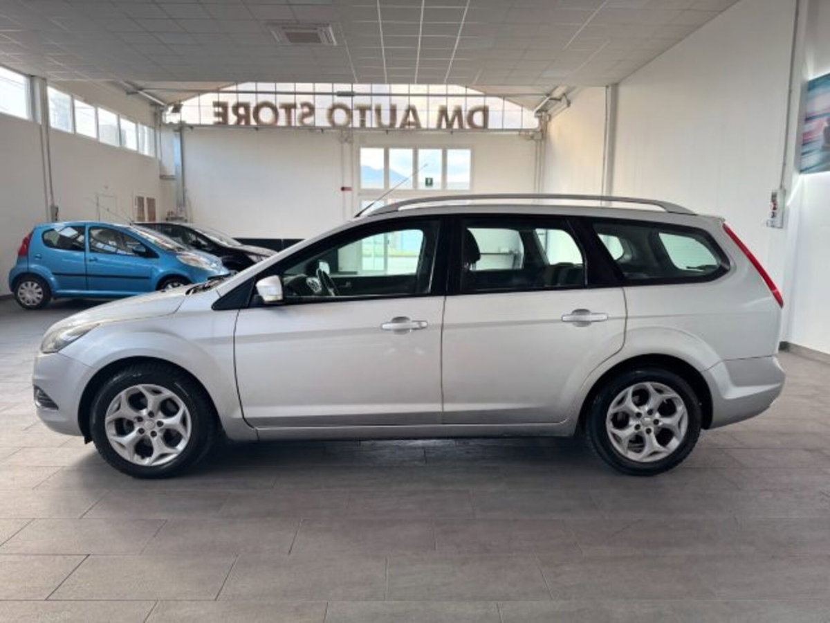 Ford Focus Station Wagon 1.6 TDCi (90CV) SW Tit. (8)