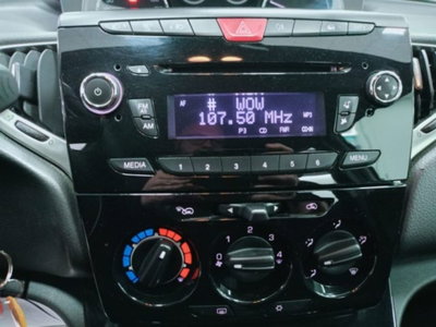 Lancia Ypsilon 1.2 69 CV 5 porte Gold (16)