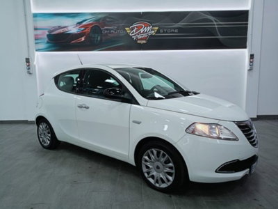 Lancia Ypsilon 1.2 69 CV 5 porte Gold (4)