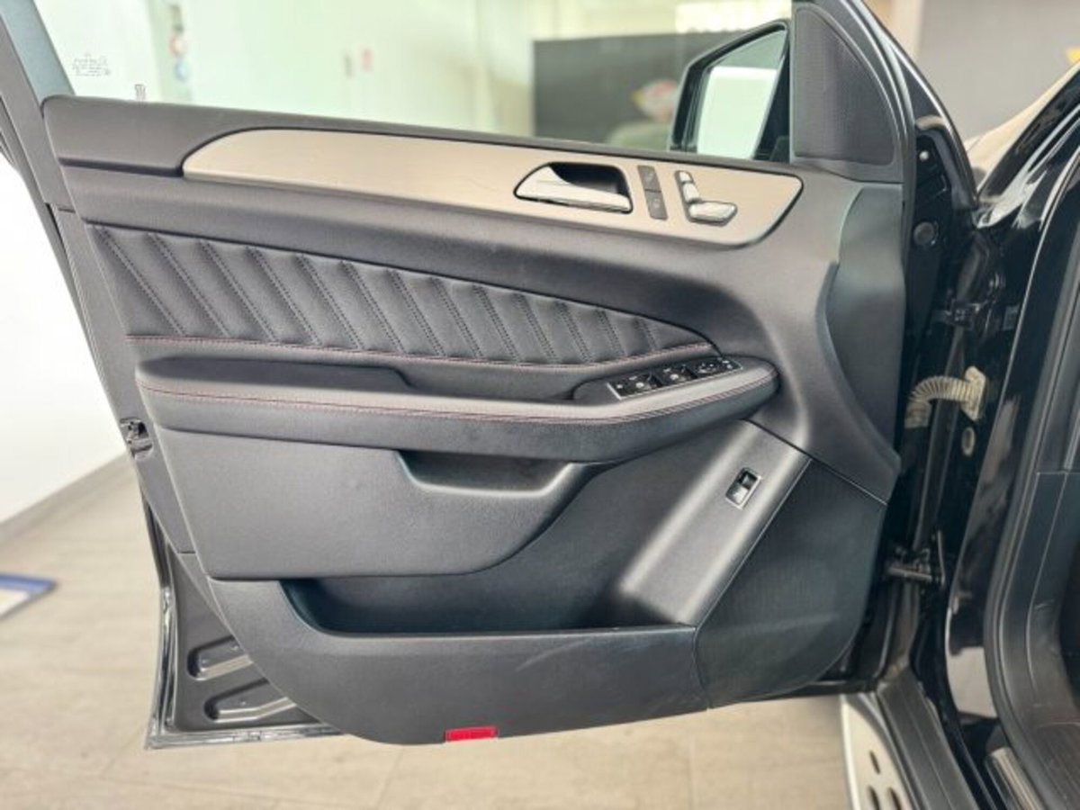 Mercedes-Benz GLE Coupé 350 d 4Matic Coupé Premium Plus (14)