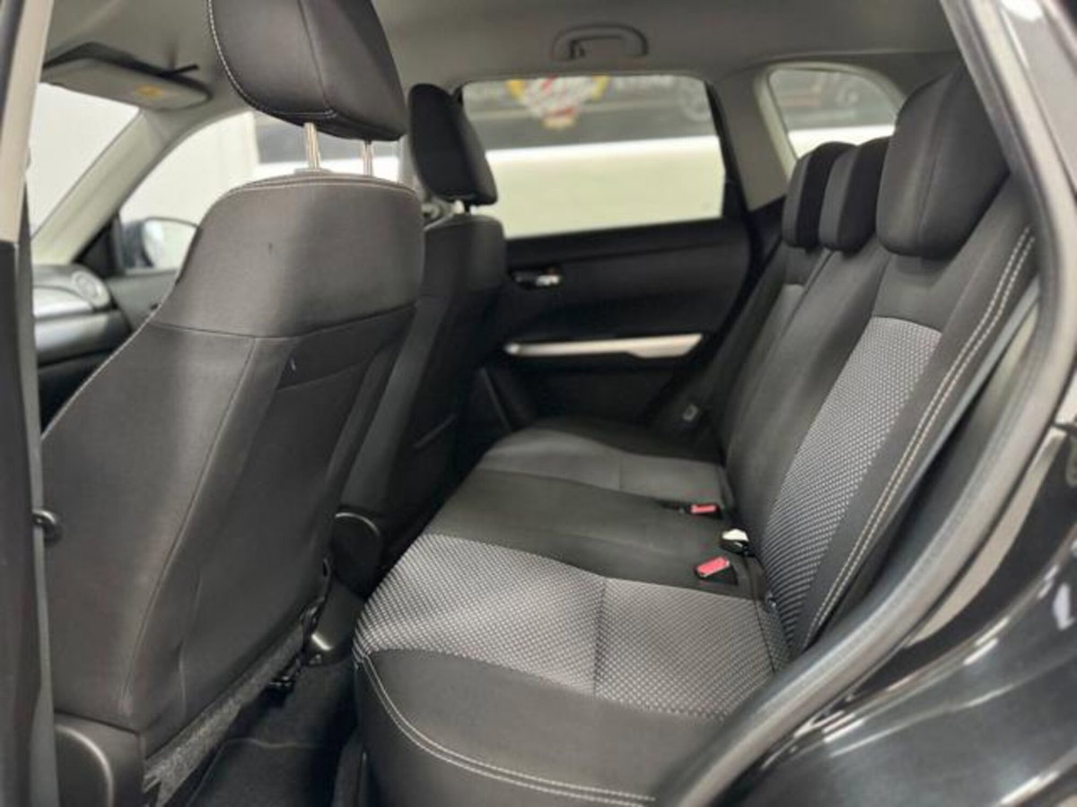 Suzuki Vitara 1.6 DDiS 4WD AllGrip Yoru (14)