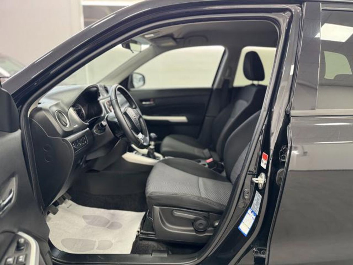 Suzuki Vitara 1.6 DDiS 4WD AllGrip Yoru (9)