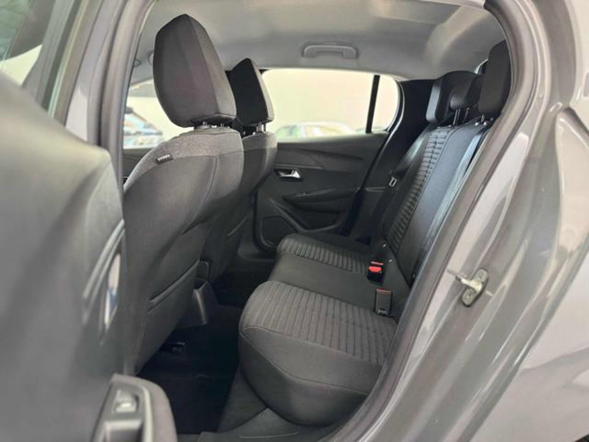 Peugeot 208 1.2 puretech Active s&s 75cv (14)