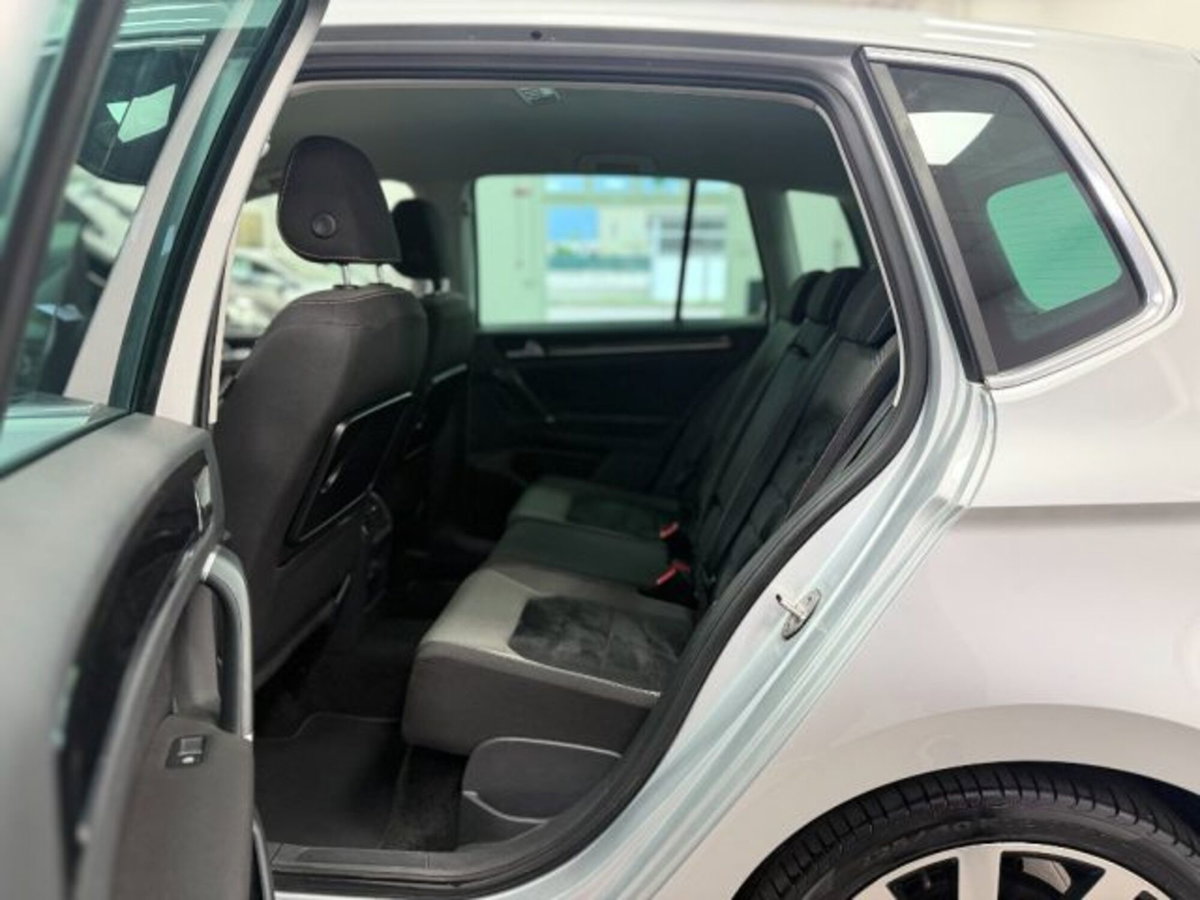 Volkswagen Golf Sportsvan 2.0 TDI Highline BlueMotion Technology (13)