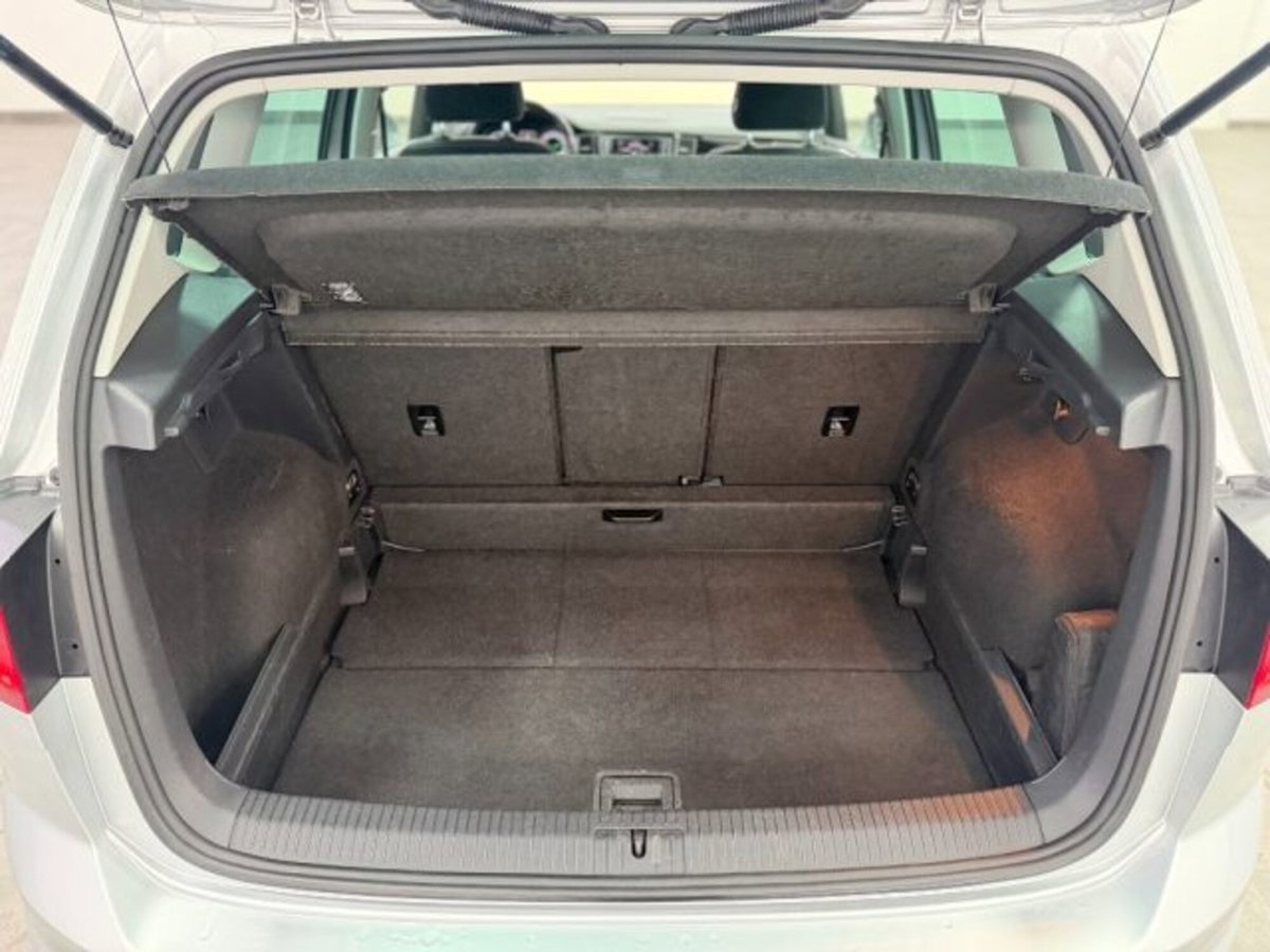 Volkswagen Golf Sportsvan 2.0 TDI Highline BlueMotion Technology (16)