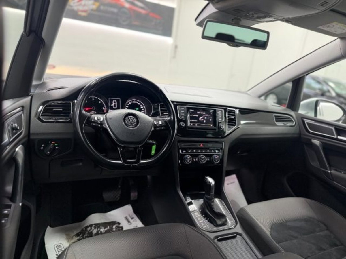 Volkswagen Golf Sportsvan 2.0 TDI Highline BlueMotion Technology (17)