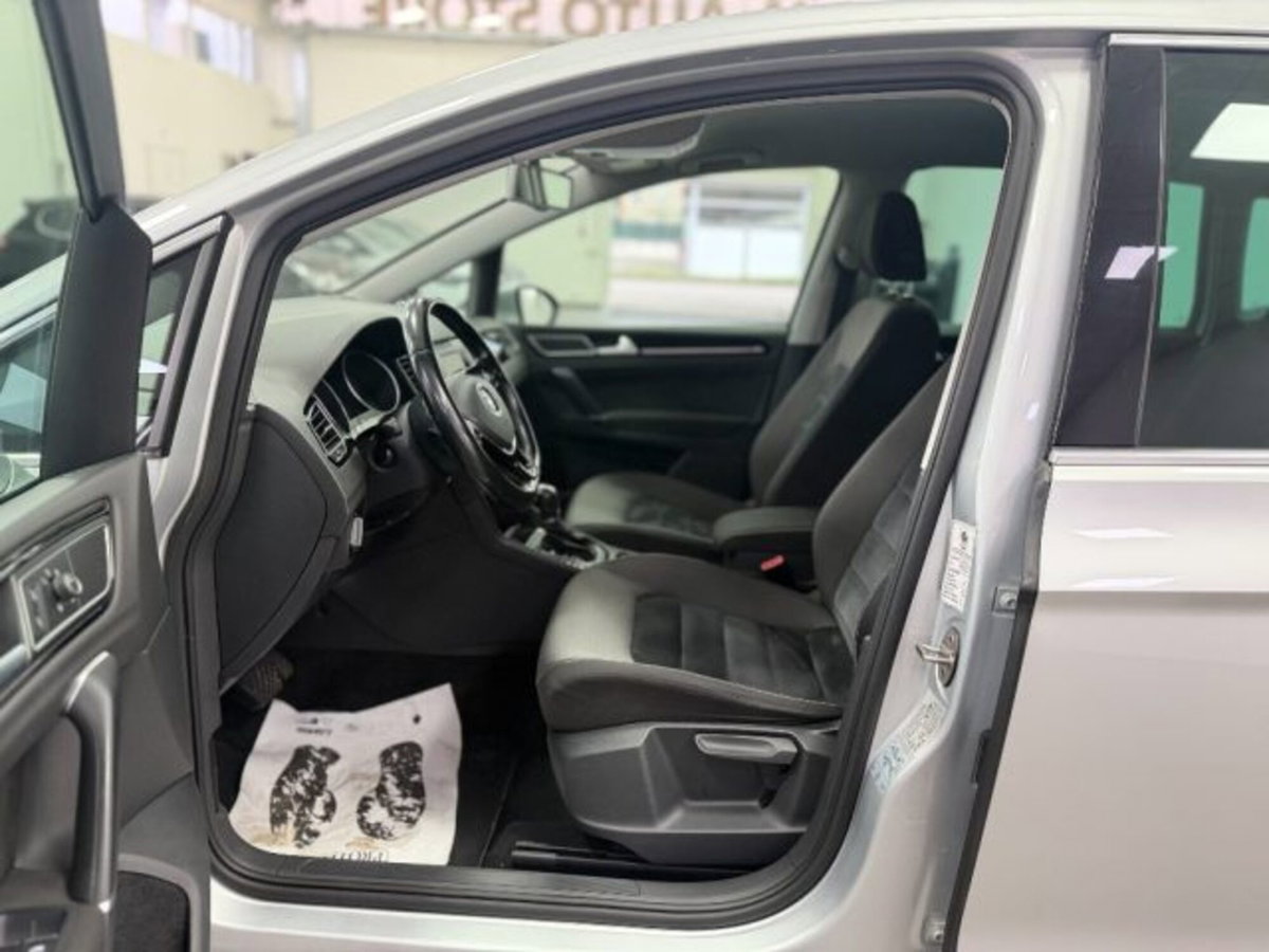 Volkswagen Golf Sportsvan 2.0 TDI Highline BlueMotion Technology (9)