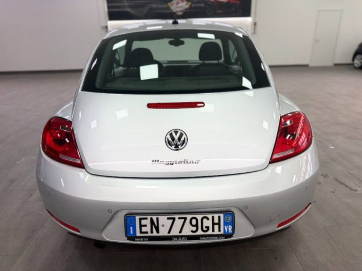 Volkswagen Maggiolino 1.6 TDI Design (8)
