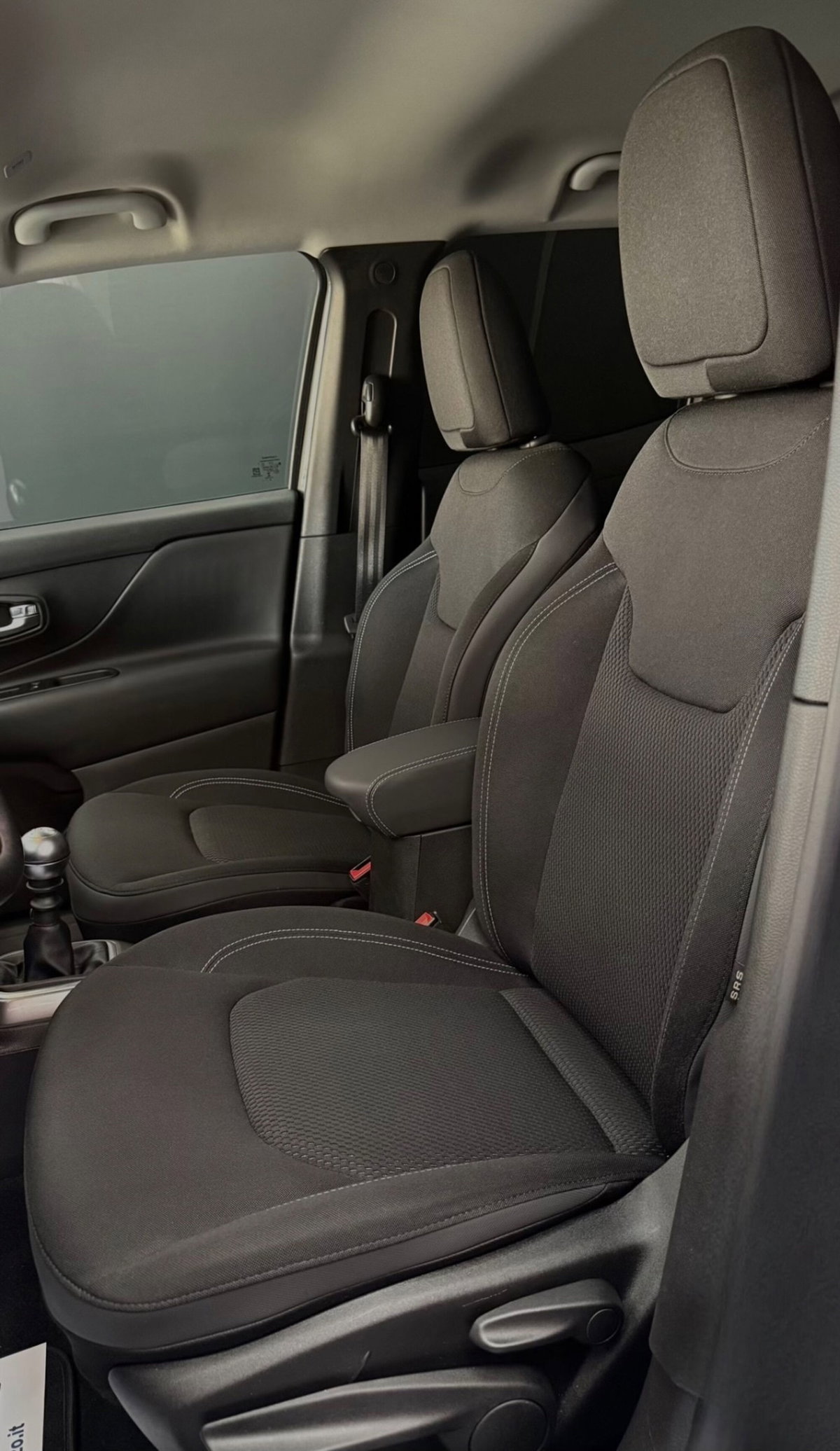 Jeep Renegade 1.6 Mjt 130 CV Limited (14)