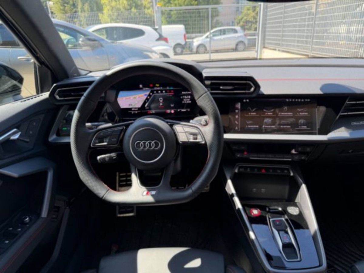 Audi S3 Sportback 2.0 tfsi quattro s-tronic (13)