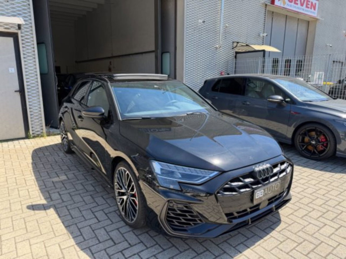 Audi S3 Sportback 2.0 tfsi quattro s-tronic (4)