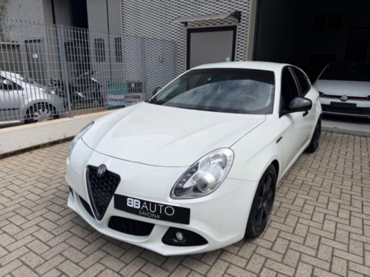 Alfa Romeo Giulietta 1.4 Turbo Distinctive 120cv (2)
