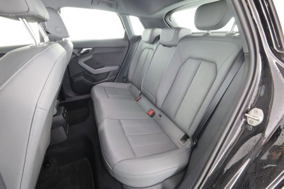 Audi A3 Sportback 30 TDI S tronic Business Advanced (3)