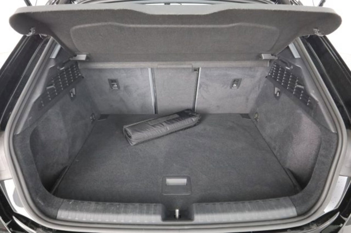 Audi A3 Sportback 30 TDI S tronic Business Advanced (6)
