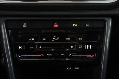 Volkswagen T-Roc 1.0 tsi Style 115cv (12)