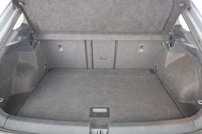 Volkswagen T-Roc 1.0 tsi Style 115cv (6)