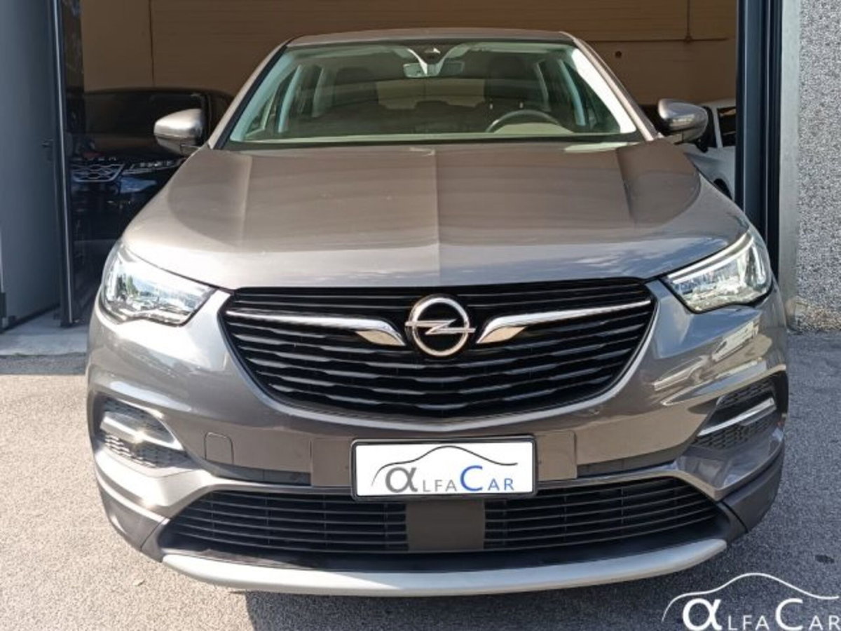 Opel Grandland X 1.6 Hybrid Plug-in aut. AWD Elegance (3)