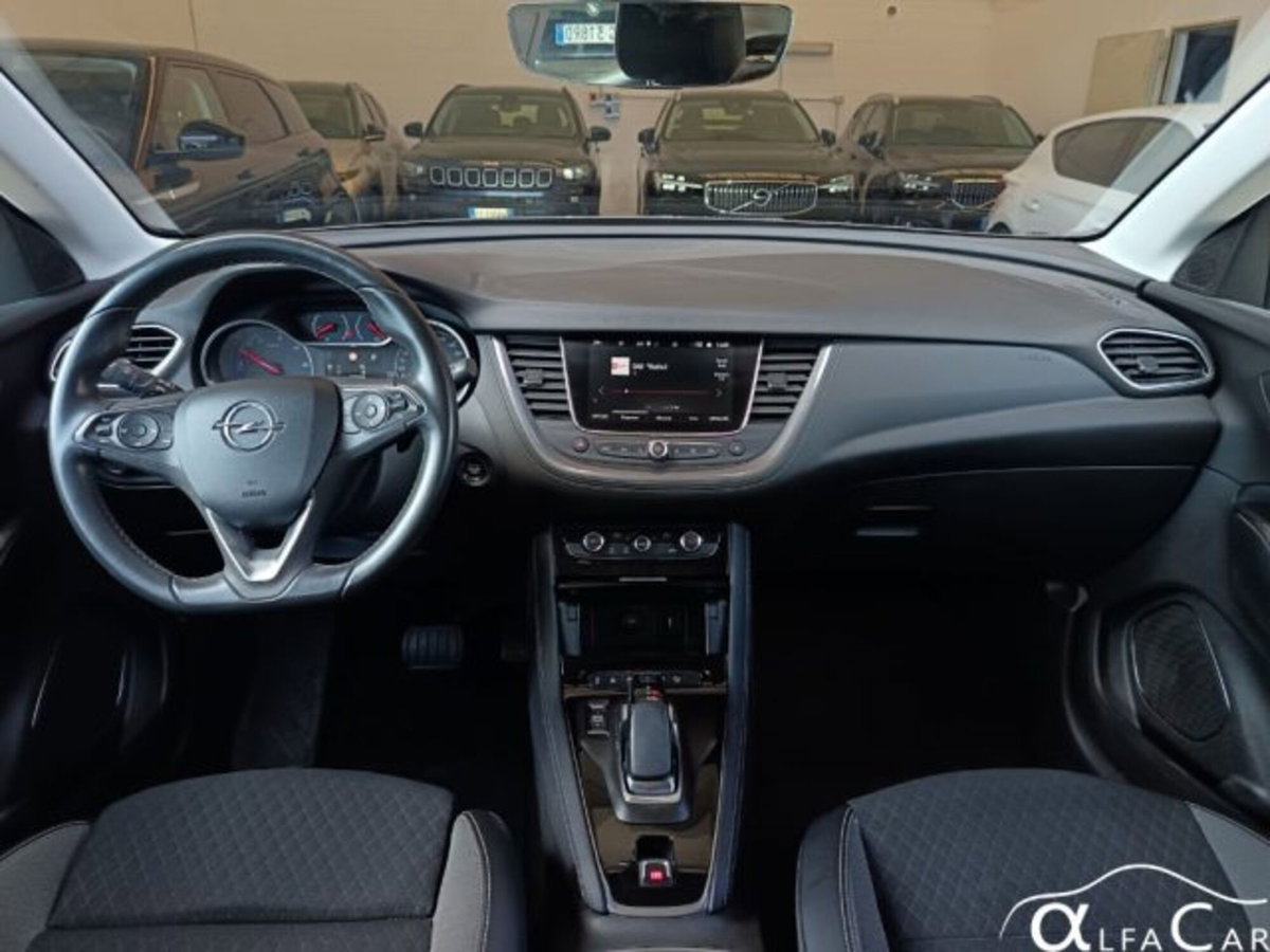 Opel Grandland X 1.6 Hybrid Plug-in aut. AWD Elegance (6)