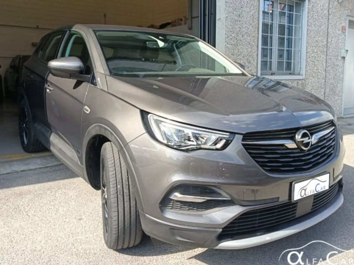 Opel Grandland X 1.6 Hybrid Plug-in aut. AWD Elegance (7)