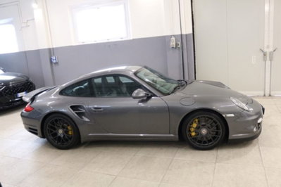 Porsche 911 Coupé Turbo S (7)